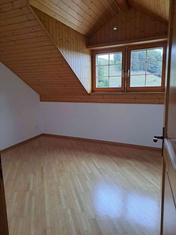 2.5 Zimmer, 75 m², 2. Stock - Photo 2