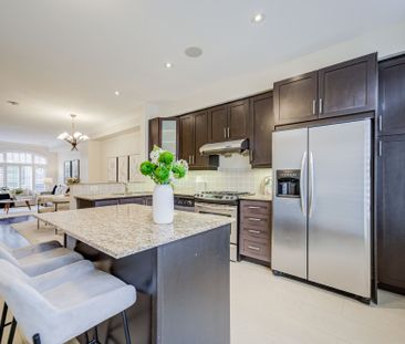 For Lease - 51 Lobo Mews, Toronto, Ontario - Photo 3