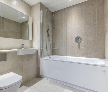 1 Bed Flat, Sailors House, E14 - Photo 2