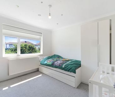 3 bedroom end terraced house to rent, - Photo 4
