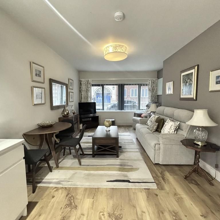 1 bedroom apartment to rent - Photo 1