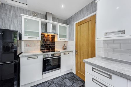 3 bedroom bungalow to rent - Photo 3