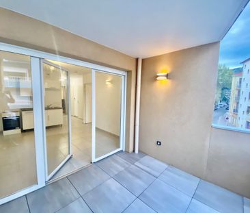 Location Appartement 2 pièces 38m² TOULON 83100 - Photo 6