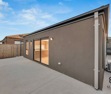 Family Home in Tarneit - Photo 3