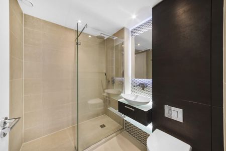 Kensington Apartments, Commercial Street, E1 - Photo 5