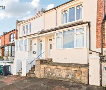 4 bedroom terraced house to rent - Photo 3