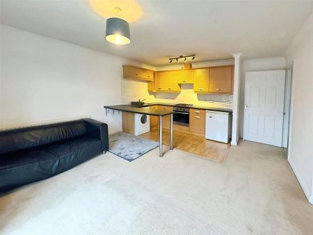 2 bedroom apartment to rent - Photo 5