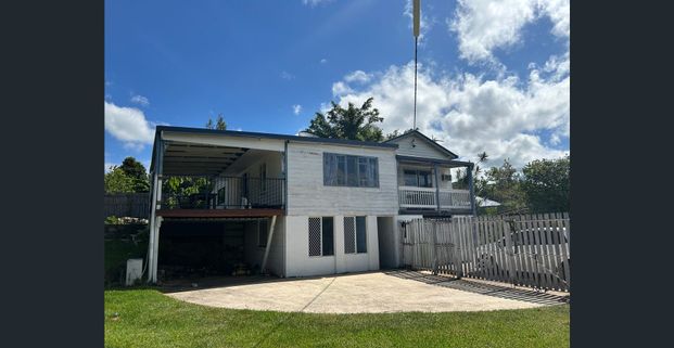 Character home with plenty of space inside and out - Photo 1