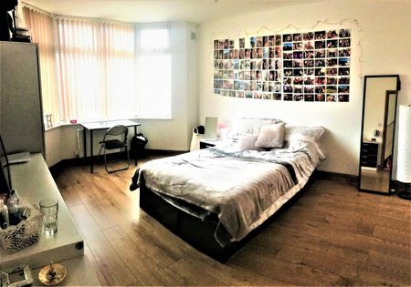 1 bedroom in a house share to rent - Photo 5