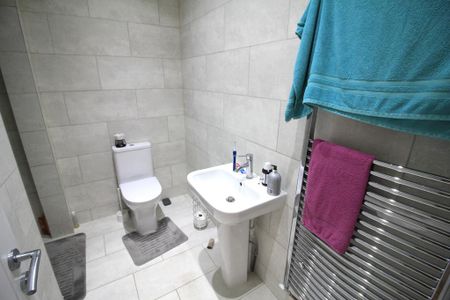 1 bedroom apartment to rent - Photo 4