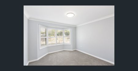 Updated Family Home in a Quiet Winmalee Location - Photo 5