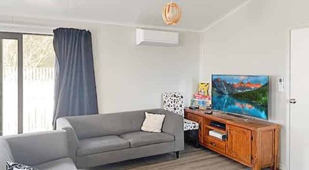 Two Bedrooms at the Beach - Photo 3