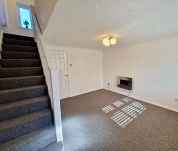 2 bedroom link detached house to rent - Photo 2