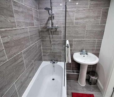 Ottley Street, L6 - Photo 6