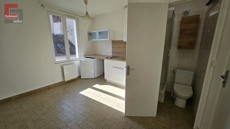 Location Appartement 1 pièce 13m² FONTAINEBLEAU 77300 - Photo 4