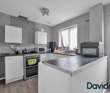 3 bedroom end of terrace house to rent - Photo 5