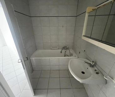Charming 2.5 room apartment in the heart of Porrentruy - Photo 1