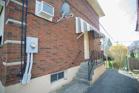For Lease - 415 Chatham Street Unit# UPPER, Brantford, Ontario - Photo 2