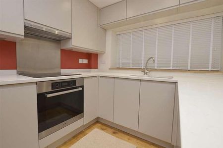 Market Street, Nailsworth, Stroud, Gloucestershire, GL6 - Photo 3