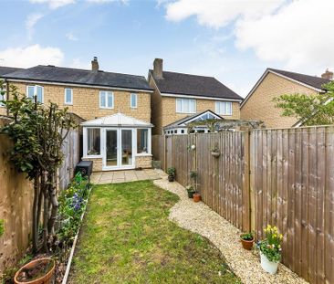 2 bedroom end of terrace house to rent - Photo 3