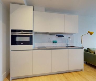 Studio to rent - Photo 3