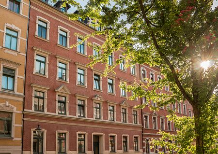 Großzügige 2-Raum-Wohnung im Altbau - Foto 5