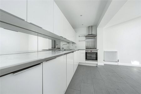 Victor Road, Teddington, TW11 - Photo 4