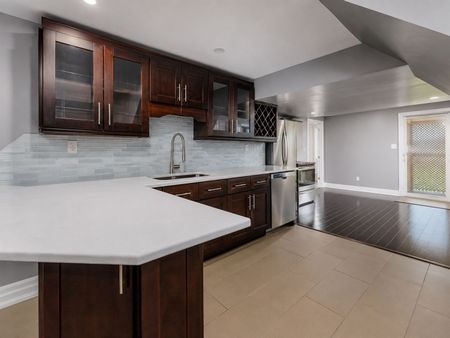For Lease - 108 Succession Crescent, Barrie, Ontario - Photo 2