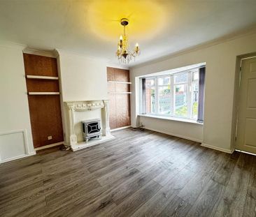 3 bedroom end of terrace house to rent - Photo 2