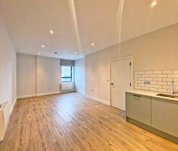 Pembroke Broadway, Camberley, Surrey, GU15 - Photo 1