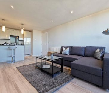 1 bedroom penthouse to rent - Photo 1