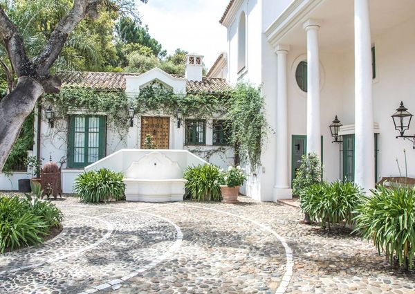 Luxury Villa for rent in Benahavís, Spain