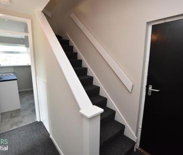 14h Ardmillan Gardens, Rathcoole, Belfast, BT37 9AY - Photo 4