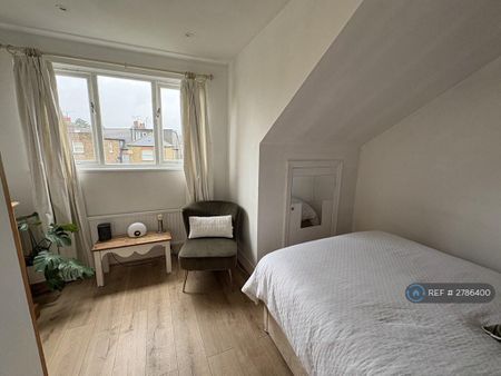 2 bedroom flat to rent - Photo 4
