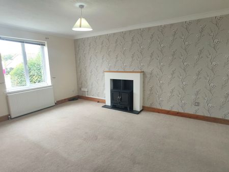 Chichester Close, Bury St. Edmunds - Photo 4