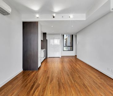 601/288 Albert Street, Brunswick VIC 3056 - Apartment For Rent | Do... - Photo 1