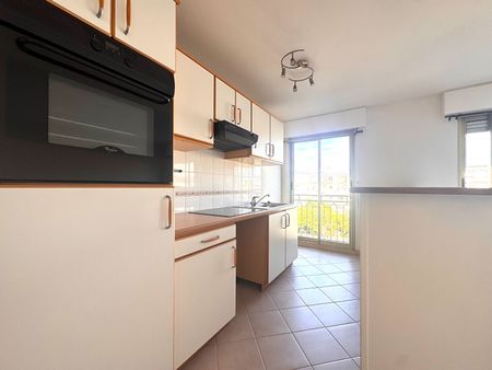 Location Appartement 2 pièces 45m² - Photo 3