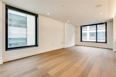 Rathbone Place, Marylebone, W1T, London - Photo 2