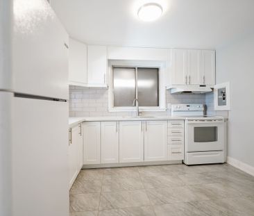For Lease - 11 Mississauga Road Unit# Upper, Mississauga, Ontario - Photo 6
