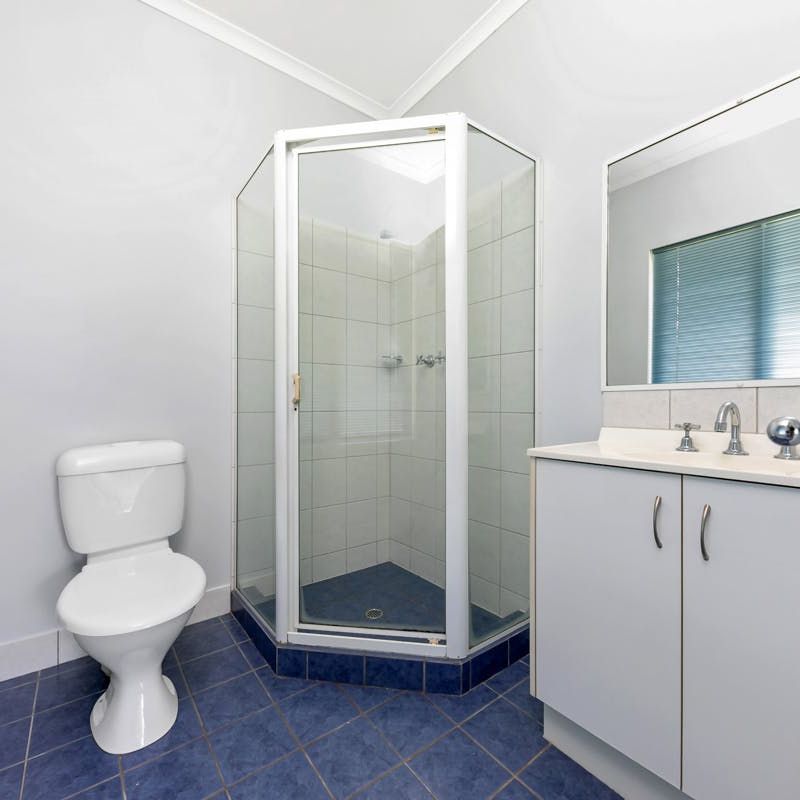 FAMILY HOME IN GUNN - Photo 1