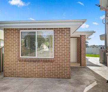 13A Facey Cres, Lurnea NSW 2170 - House For Rent | Domain - Photo 4