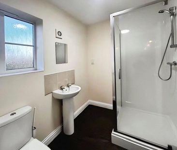 4 bedroom detached house to rent - Photo 5