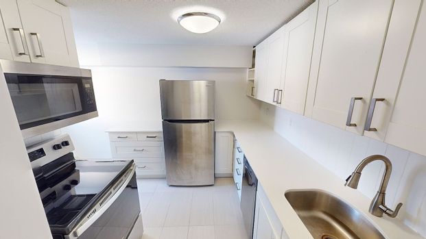 2780 Rowatt Street, Ottawa, ON - Photo 1