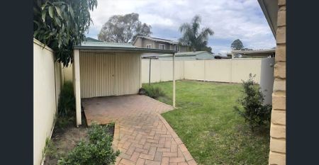 3 Bedroom Home Located in a quite Community in Wattle Grove - Photo 2