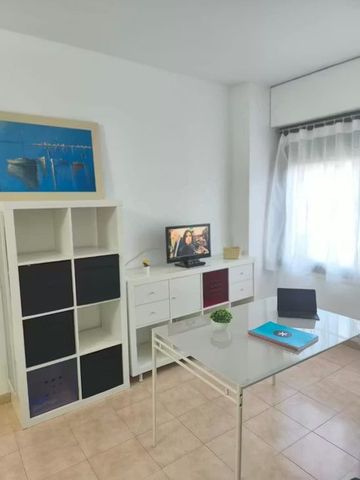 Calle Salado, Sevilla, Andalusia 41010 - Foto 2