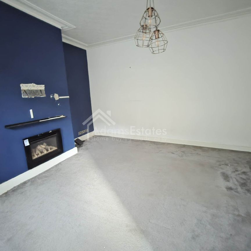 Price £900 pcm - Available Now - Unfurnished - Photo 1