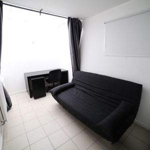 Location Appartement 1 pièce 10m² LILLE 59260 - Photo 2