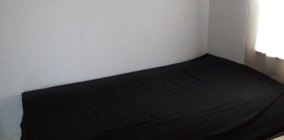 Room in a Shared House, London, N17 - Photo 2