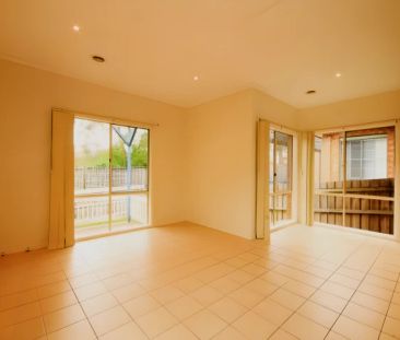 3 Bed, 2 Bath - Photo 2