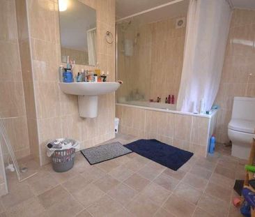 Carnarvon Road, Reading, RG1 - Photo 2